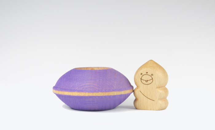 OVNI violeta y Alien - Imagen 2